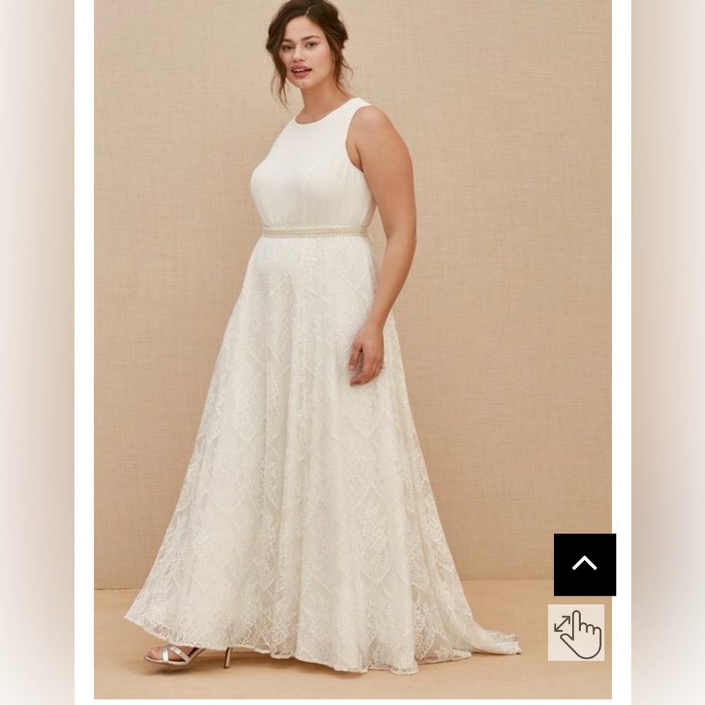 Ivory Lace and Chiffon Beaded Belt Wedding Gown